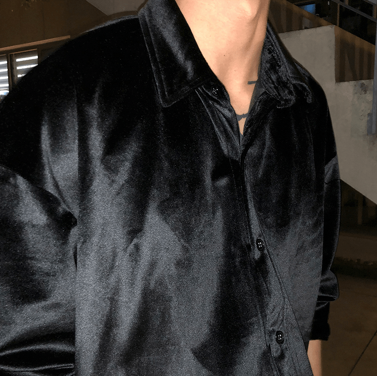 Velvet Collared Button-Up Shirt