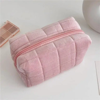 Fur Makeup Bag - Luxinsly