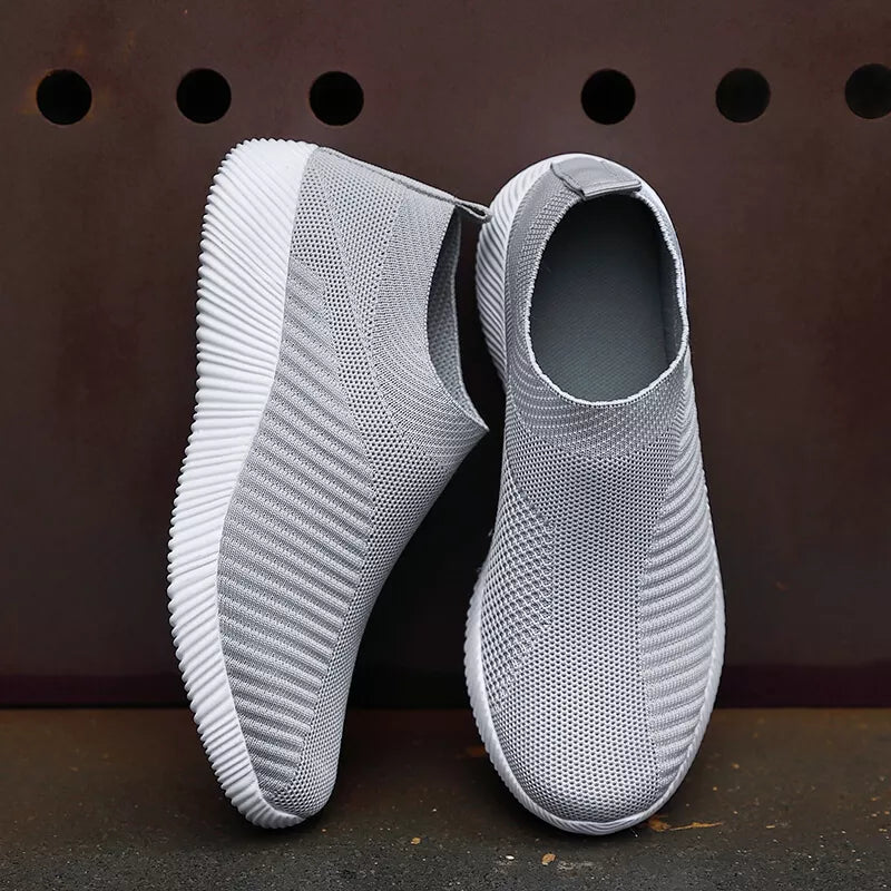 High-Quality Women's Vulcanized Sneakers: Slip-On Flats and Loafers in Plus Size 42 for Walking