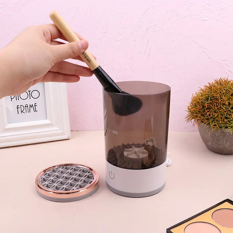 Makeup Brush Cleaner Luxinsly