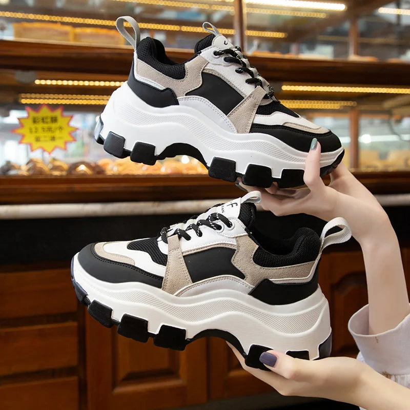 JIANBUDAN Women's Height Increasing Sneakers: Breathable Chunky Shoes for Spring and Autumn in White and Black