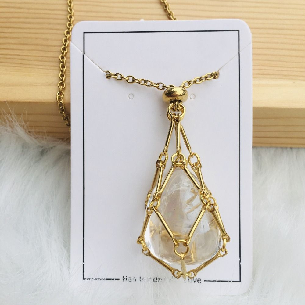 Swapable Crystal Stone Necklace for Luminous Look and Inner Calm