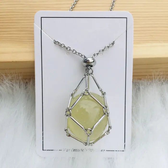 Swapable Crystal Stone Necklace for Luminous Look and Inner Calm Luxinsly